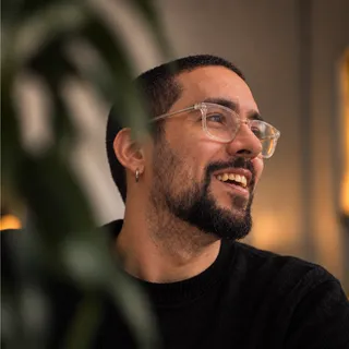 Miguel Recio, freelance identity and web designer